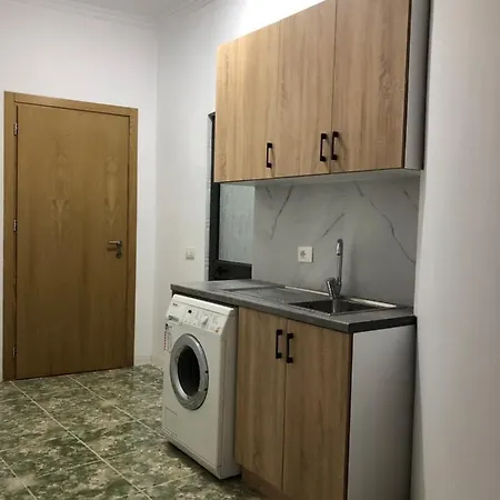 Holiday Apartment Tirana * ティラナ